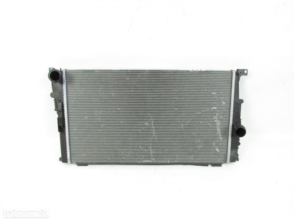 Radiador de água Seminovo/ Original BMW i8 (I12)/BMW i8 Roadster (I15) 171186733... - 1