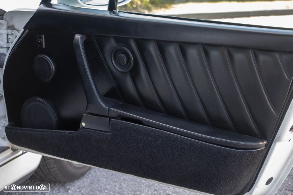 Porsche 911 (964) - 10