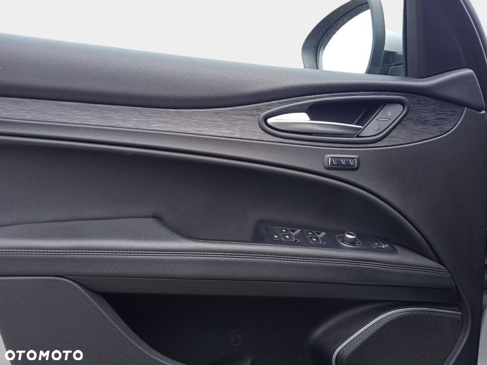 Alfa Romeo Stelvio 2.0 Turbo Business Q4 - 32