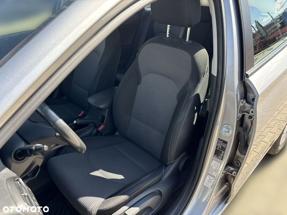 Hyundai i30 - 13