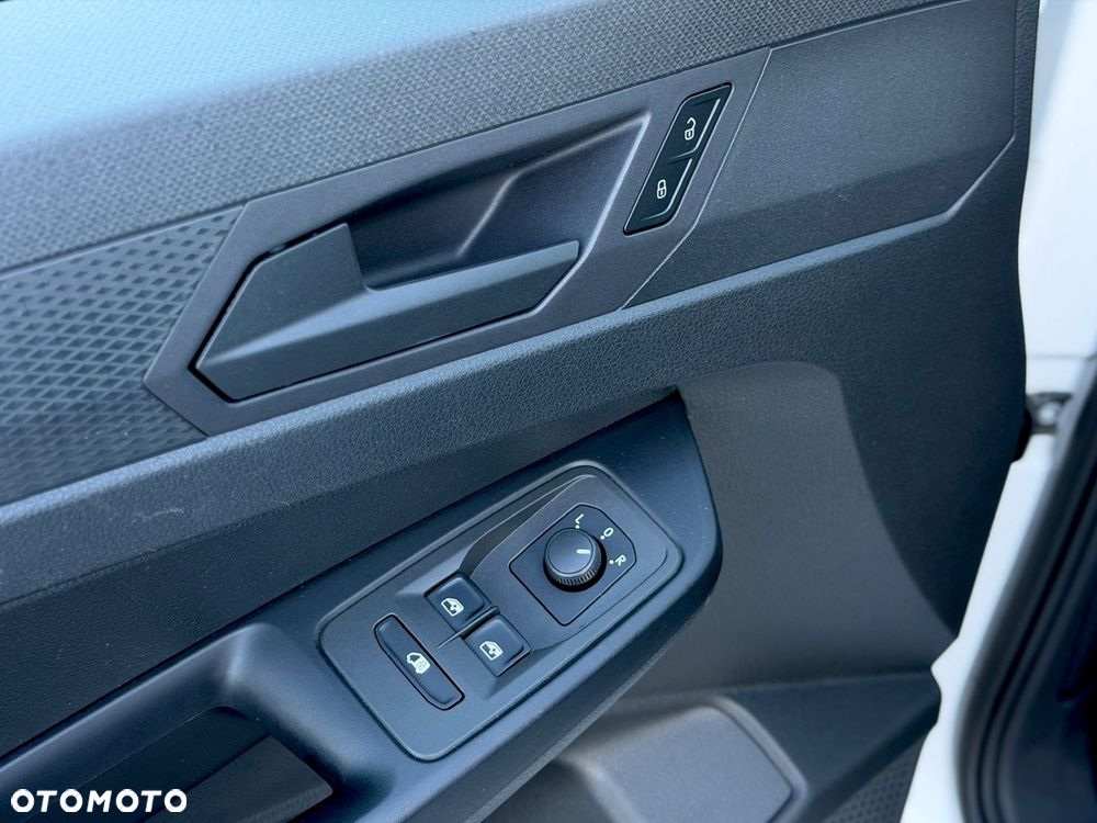 Volkswagen Caddy - 12