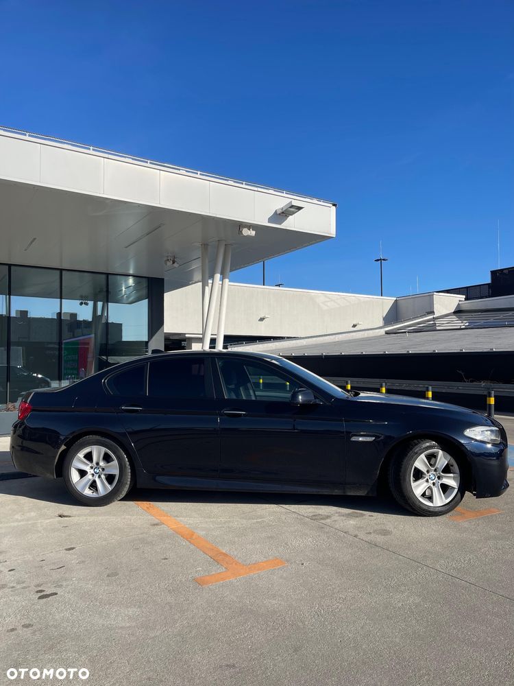 BMW Seria 5 520d Sport-Aut - 4
