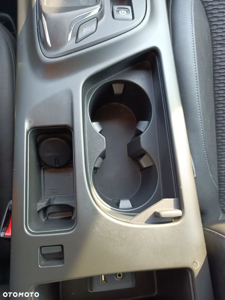 Opel Insignia 2.0 CDTI Cosmo S&S - 16