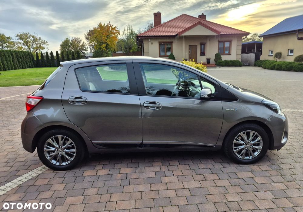Toyota Yaris - 15