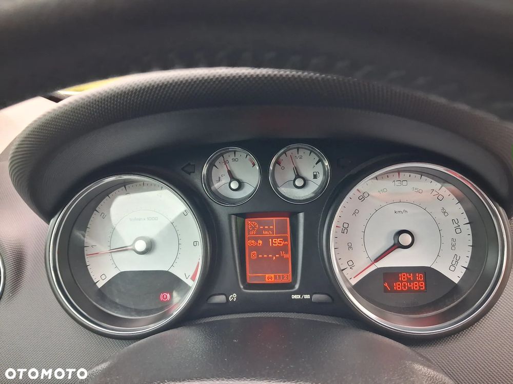 Peugeot 308 120 VTi Platinum - 29