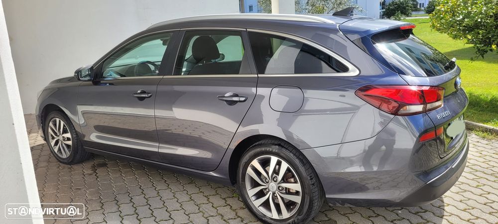 Hyundai i30 SW 1.6 CRDi Style Plus TA 7DCT - 9