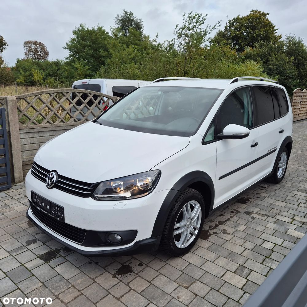 Volkswagen Touran - 5