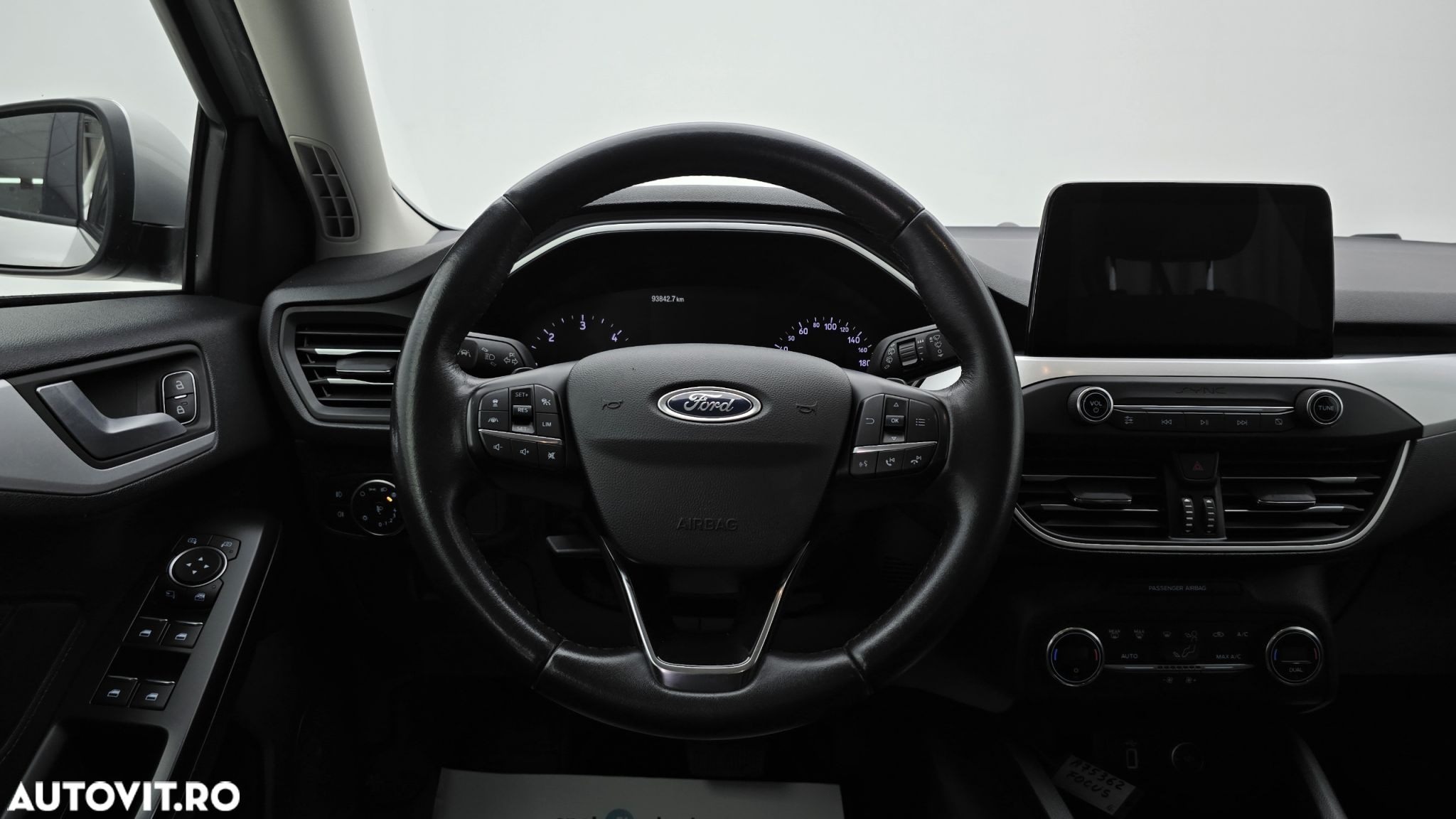 Ford Focus - 15