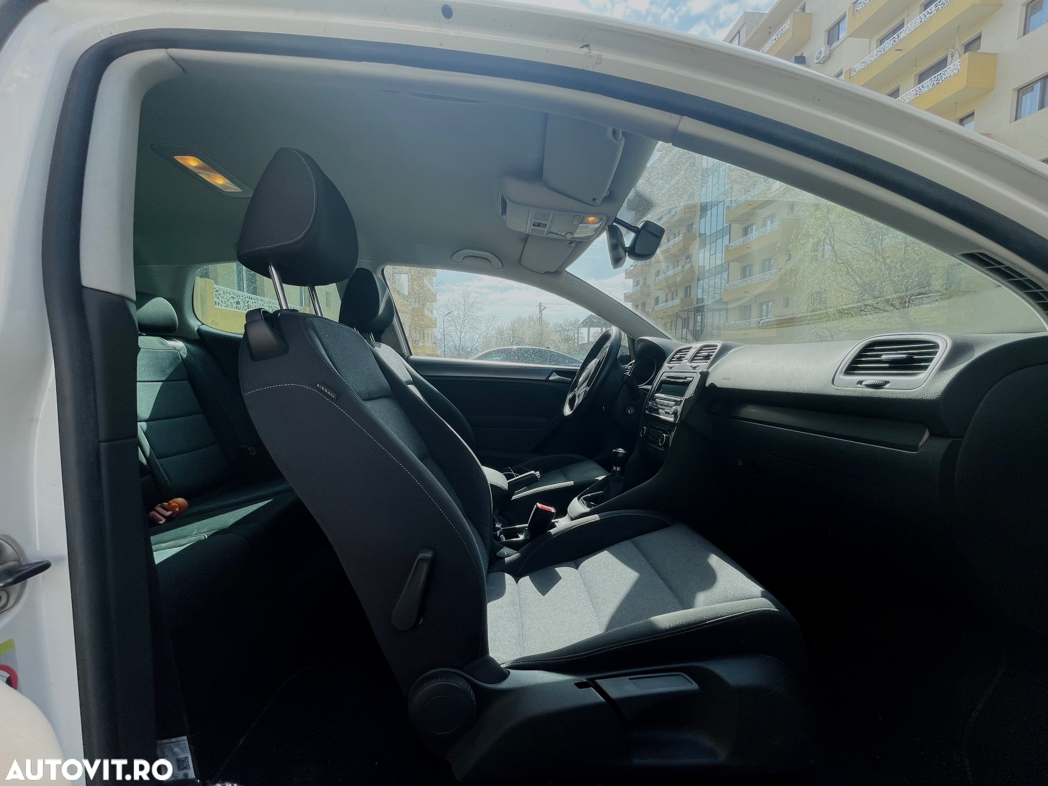 Volkswagen Golf - 26