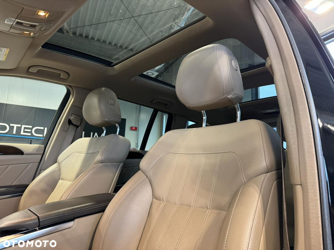 Mercedes-Benz GL 500 4-Matic - 15