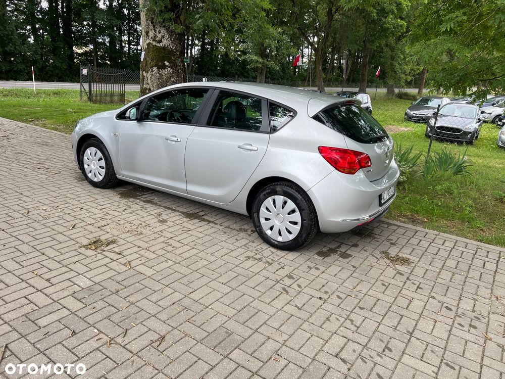 Opel Astra 1.4 Sport - 8