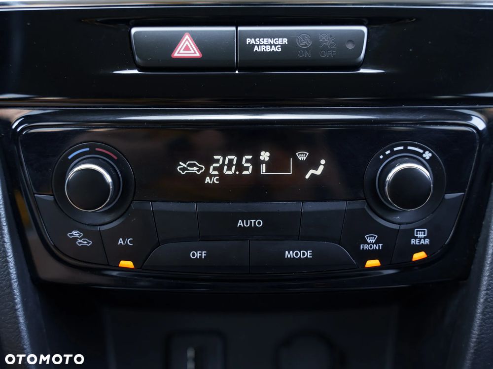 Suzuki Vitara 1.6 XLED 2WD - 24