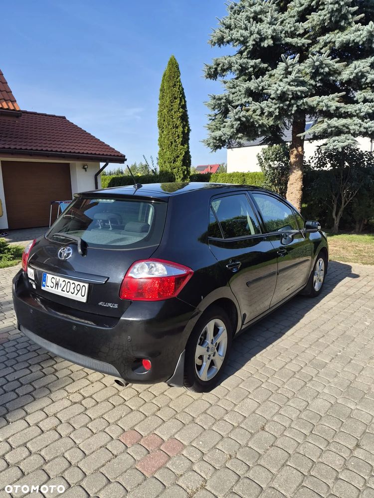 Toyota Auris - 4