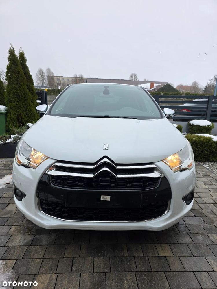 Citroën DS4 BlueHDi 120 S&S EAT6 SoChic - 2