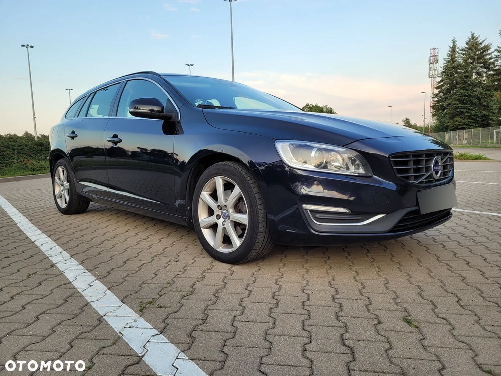 Volvo V60 D4 Momentum - 2