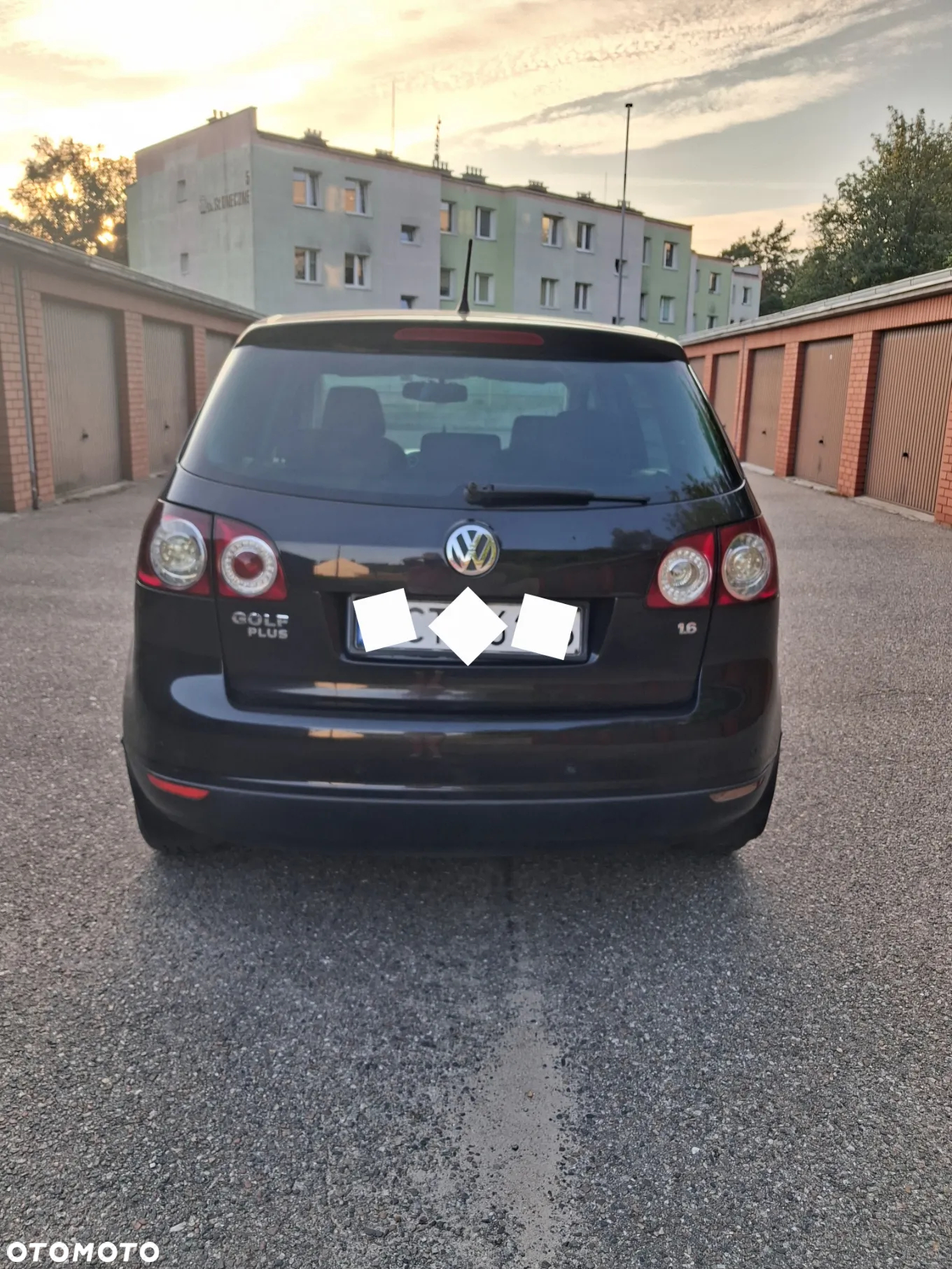 Volkswagen Golf V 1.6 Comfortline - 2
