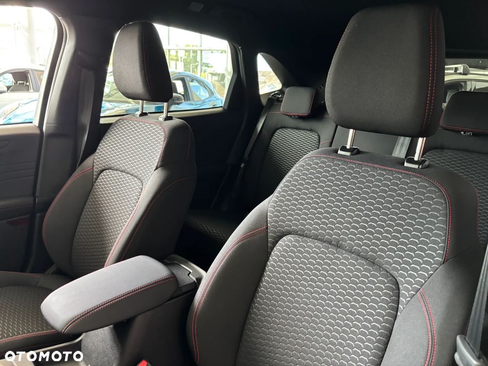 Ford Kuga 1.5 EcoBoost ST-LINE - 17