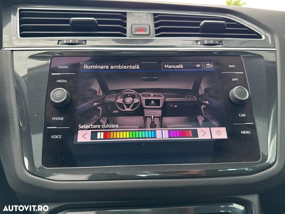 Volkswagen Tiguan 2.0 TDI 4Mot DSG Elegance - 29