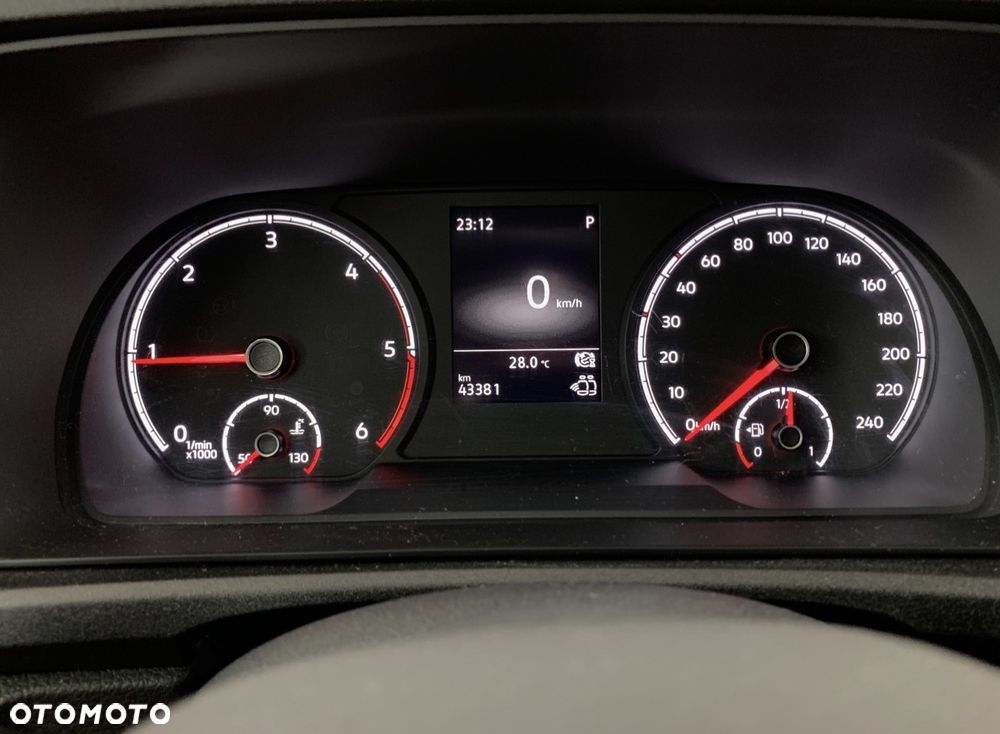 Volkswagen Caddy - 14