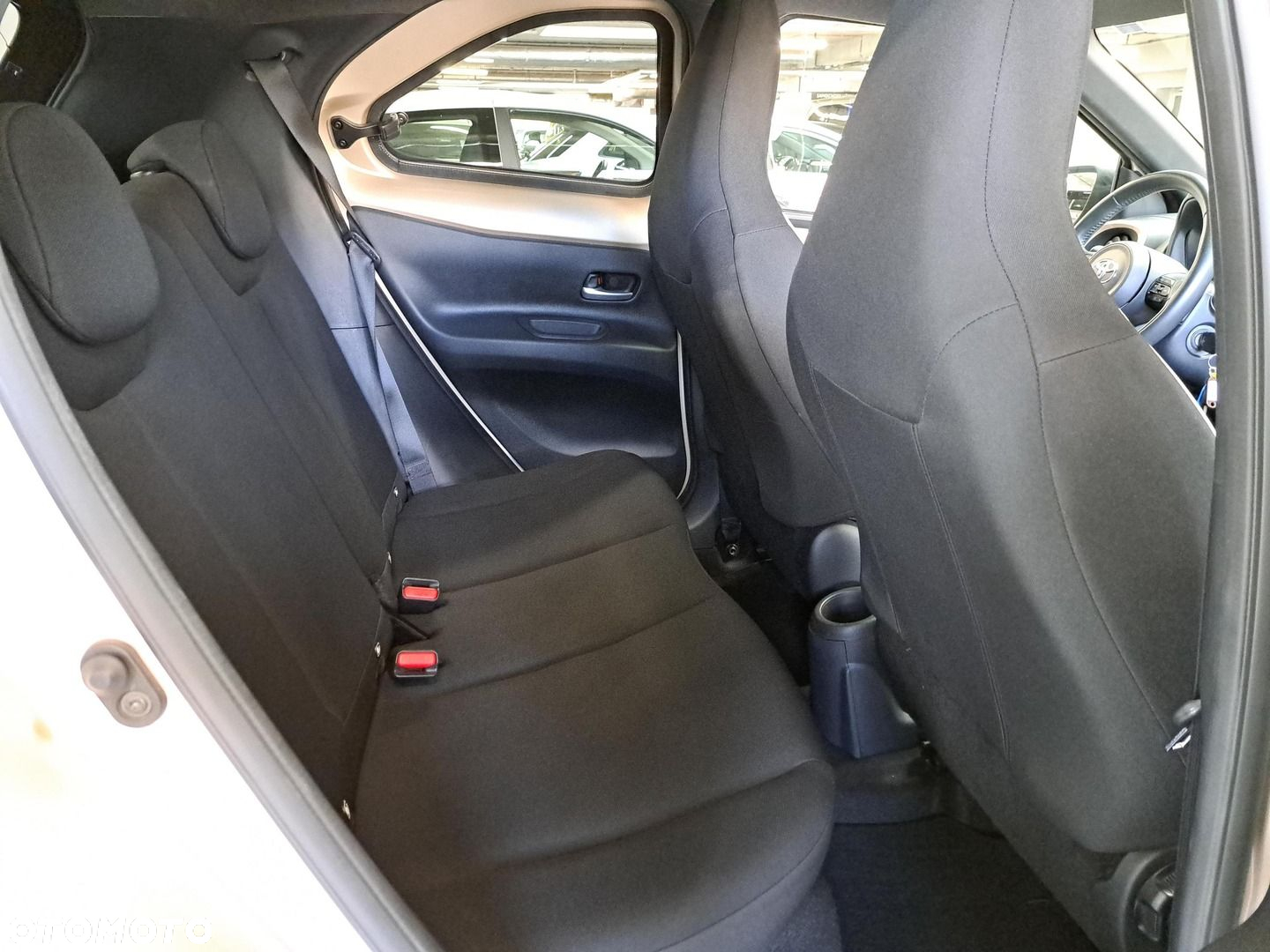 Toyota Aygo X 1.0 VVT-i Style CVT - 13