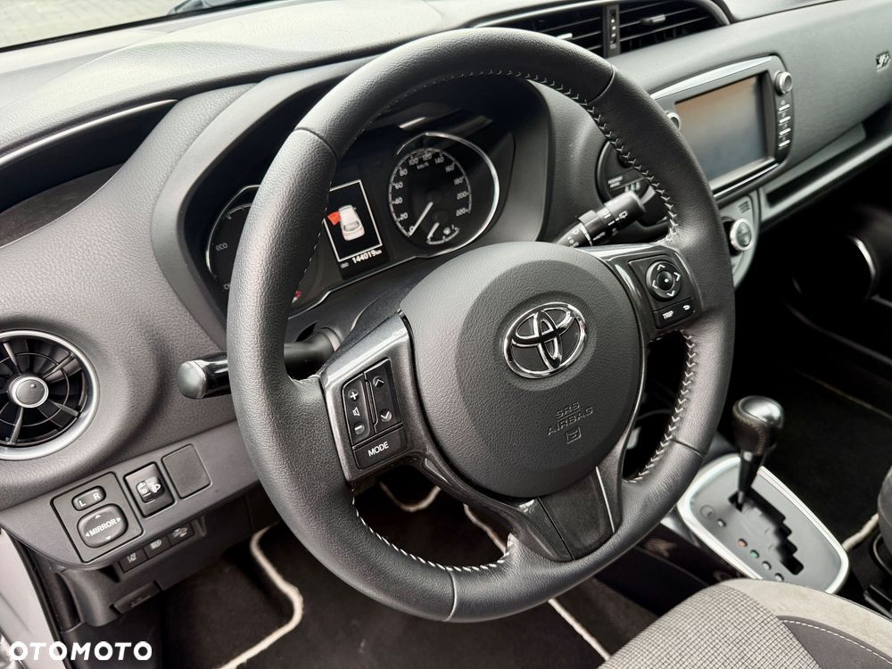 Toyota Yaris 1.5 VVT-i Y20 Club - 37