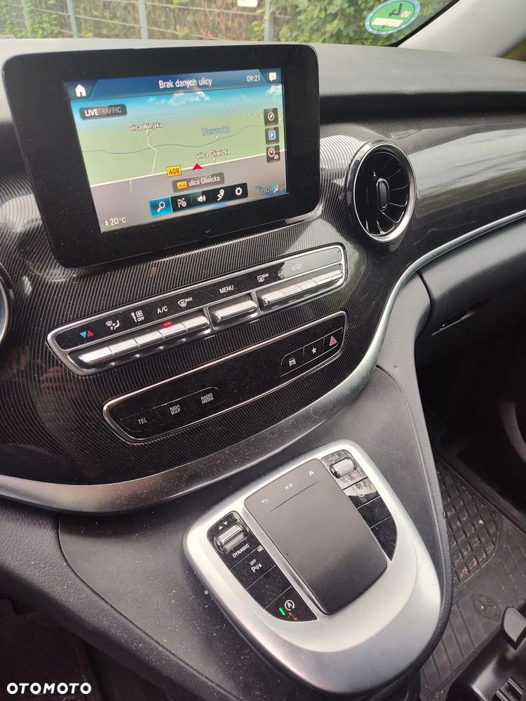 Mercedes-Benz Klasa V 220 d kompakt 9G-TRONIC Rise - 13