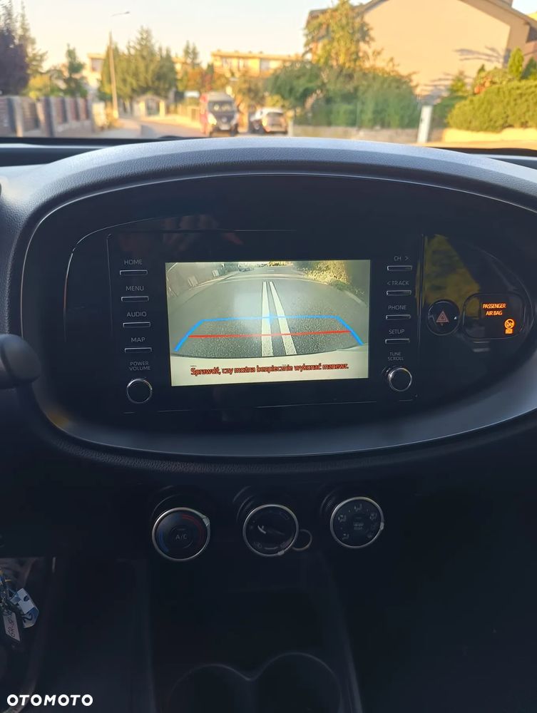 Toyota Aygo X 1.0 VVT-i Style CVT - 8
