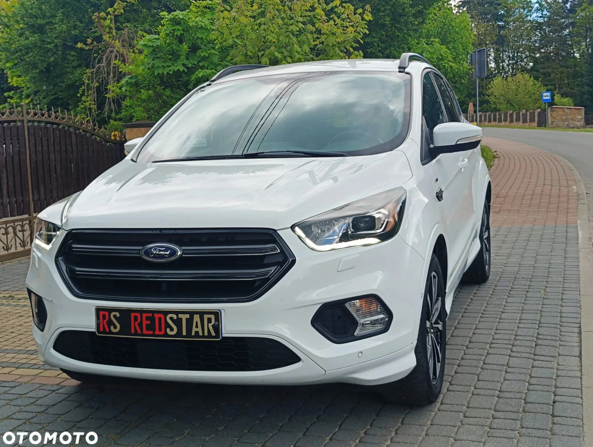Ford Kuga 2.0 TDCi 2x4 Titanium - 25