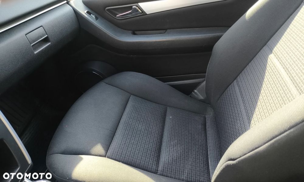 Mercedes-Benz Klasa B 150 BlueEffICIENCY - 8