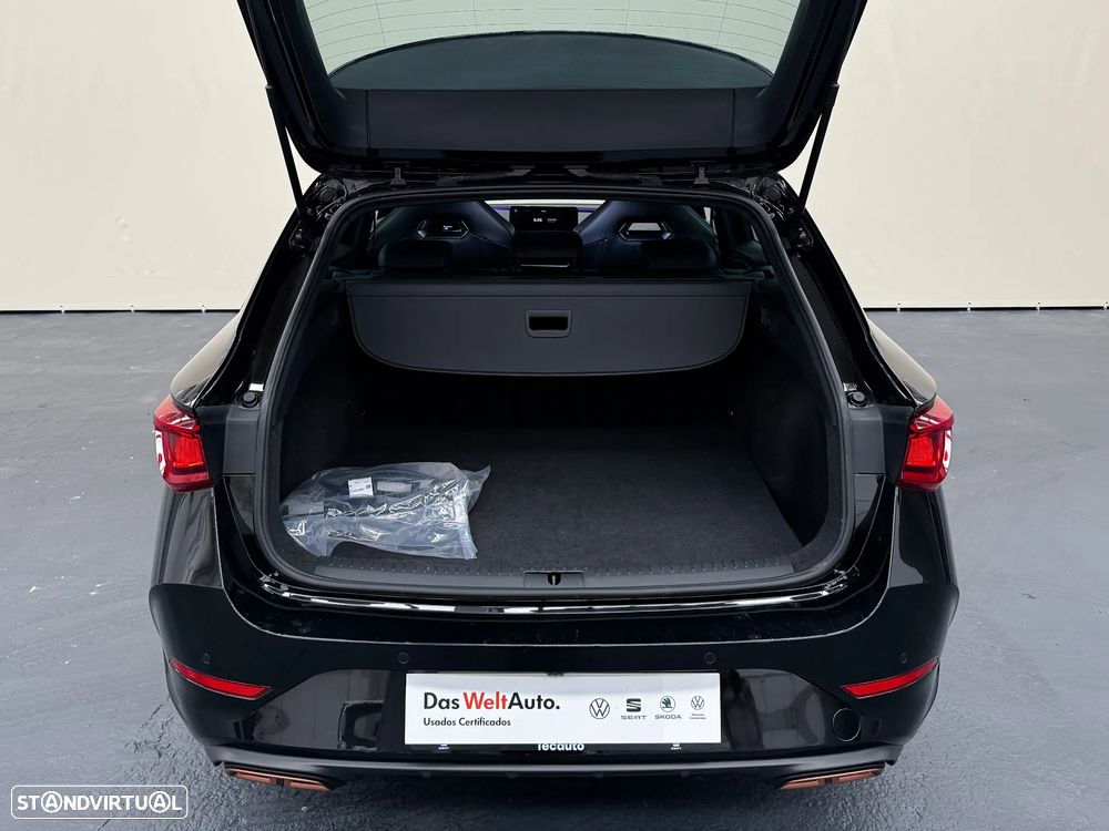 Cupra Leon ST 1.4 e-Hybrid MID DSG - 25