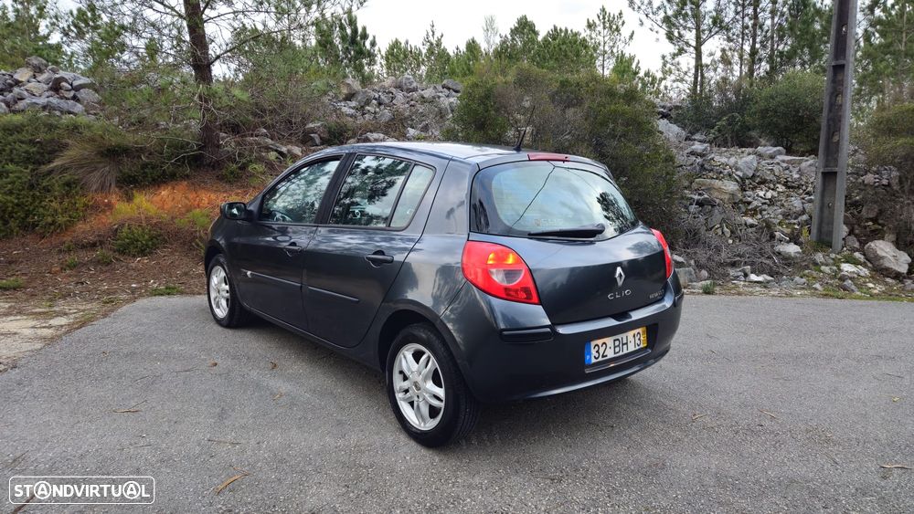 Renault Clio 1.5 dCi Dynamique - 4