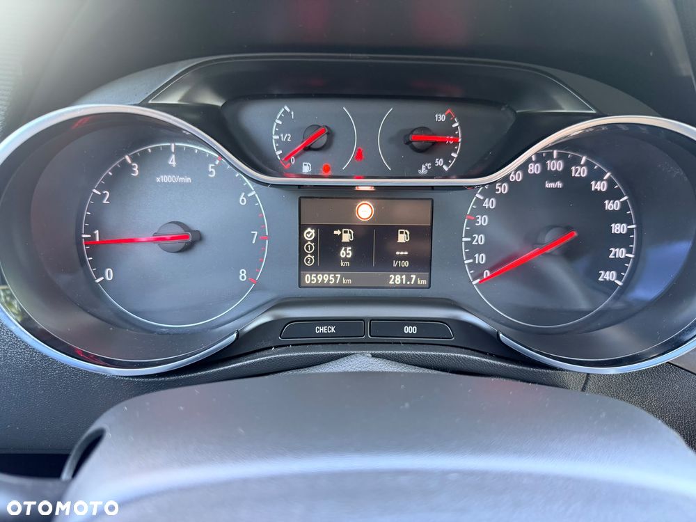 Opel Crossland X - 23