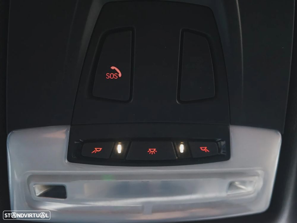 BMW 118 d Pack M Shadow Auto - 23