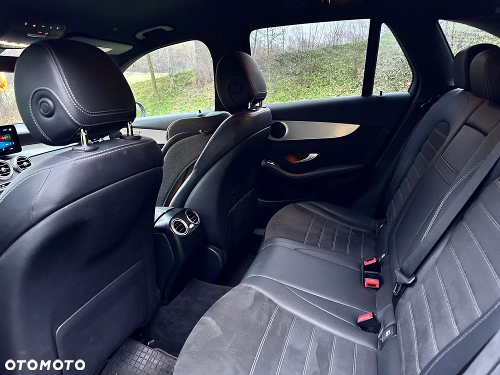 Mercedes-Benz GLC 220 d - 9