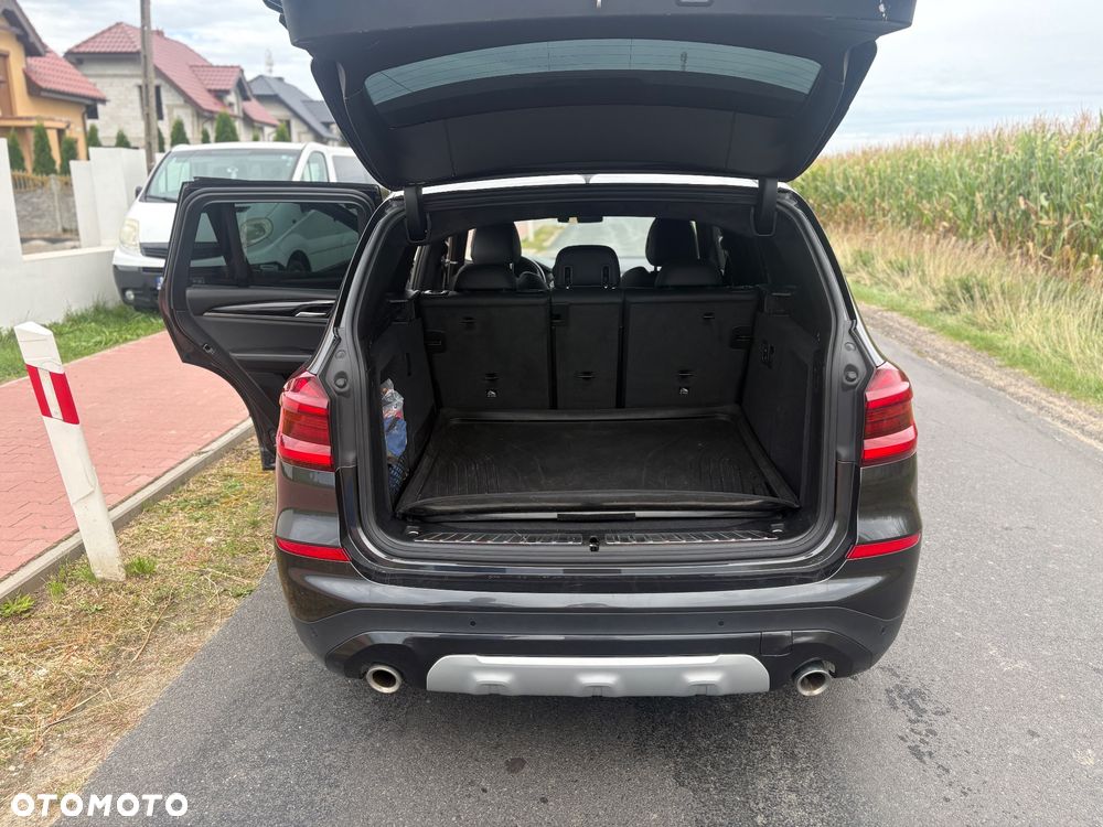 BMW X3 xDrive20i GPF xLine - 13