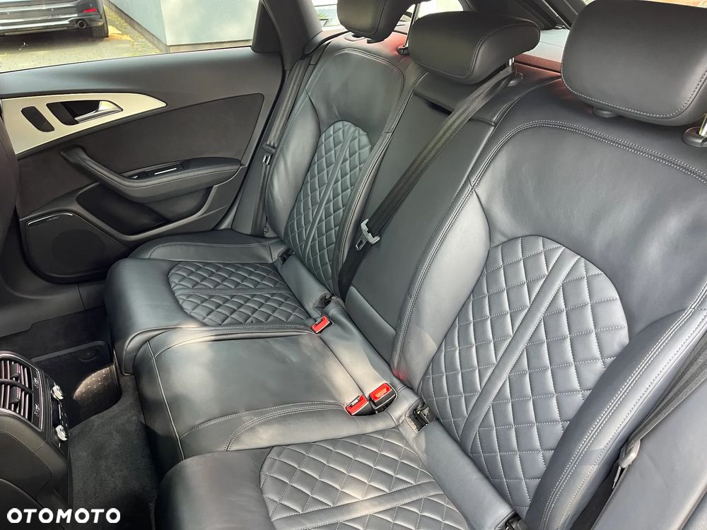 Audi A6 Avant 2.0 TFSI quattro S tronic - 14