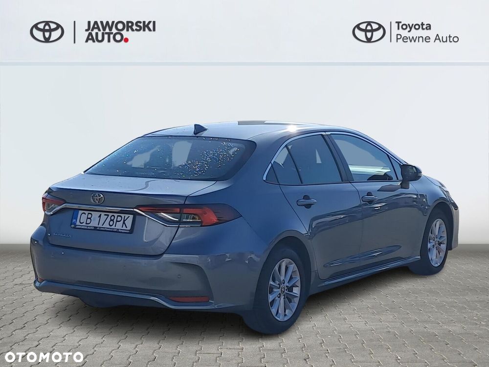 Toyota Corolla - 2