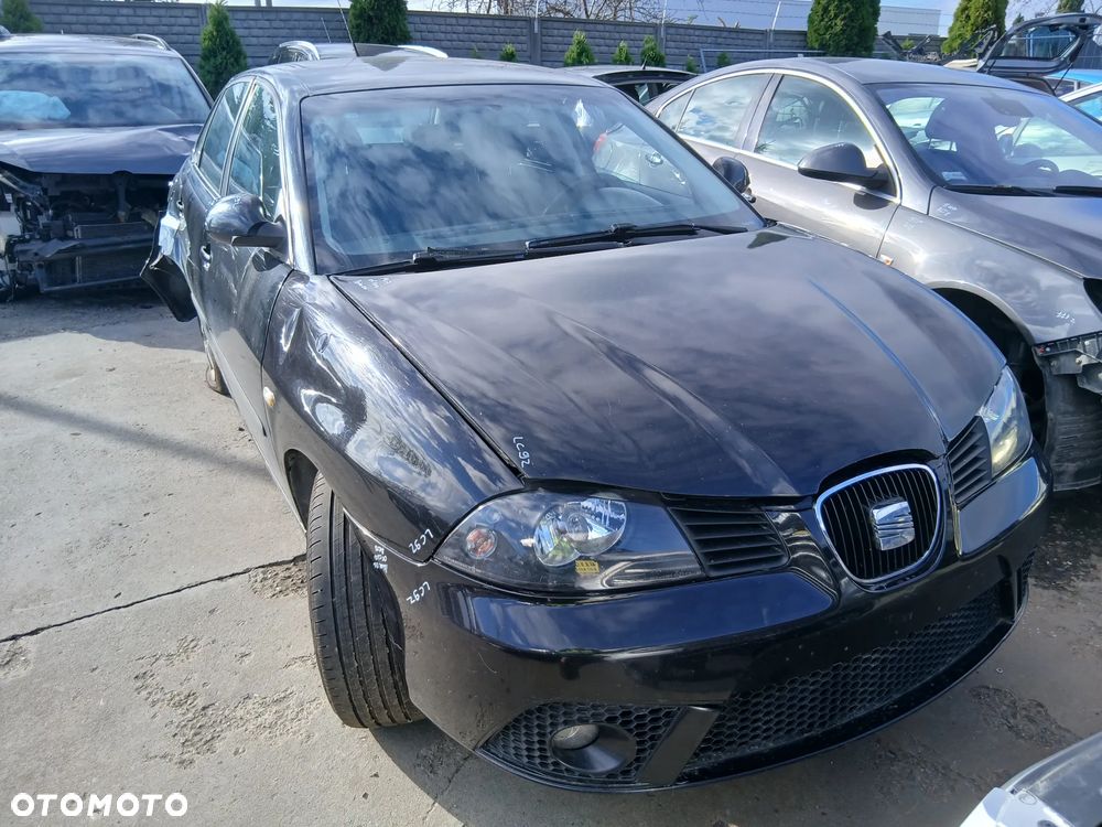 Seat ibiza z silnikiem 1,9 tdi ozn AXR i skrzynią JMA lakier kod LC9Z