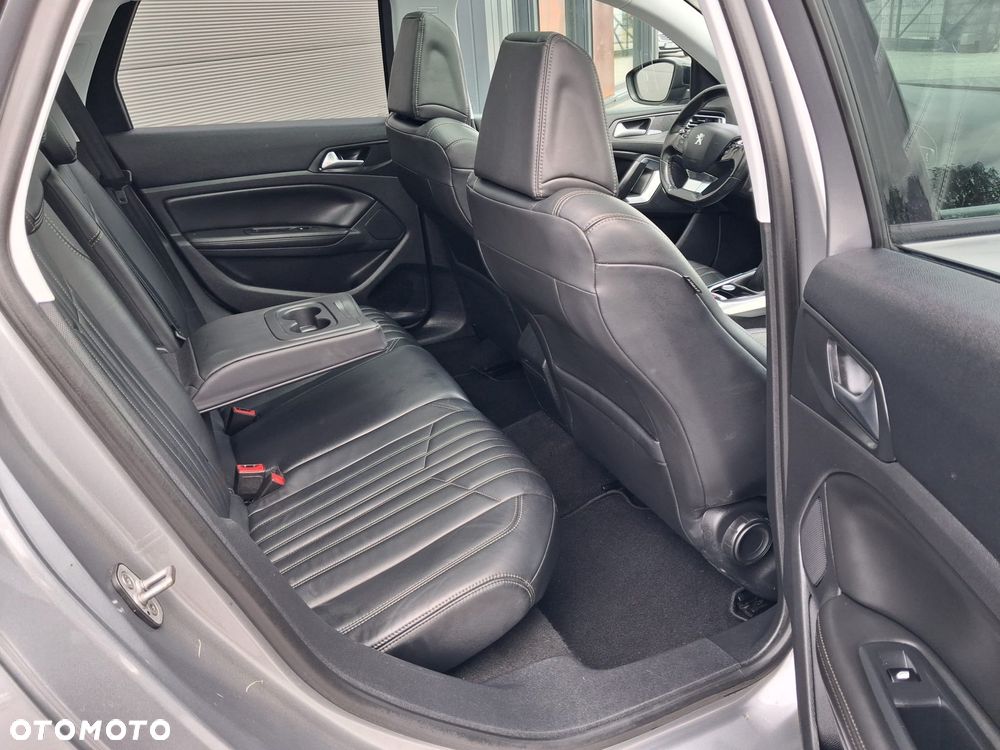 Peugeot 308 155 THP Platinum - 16
