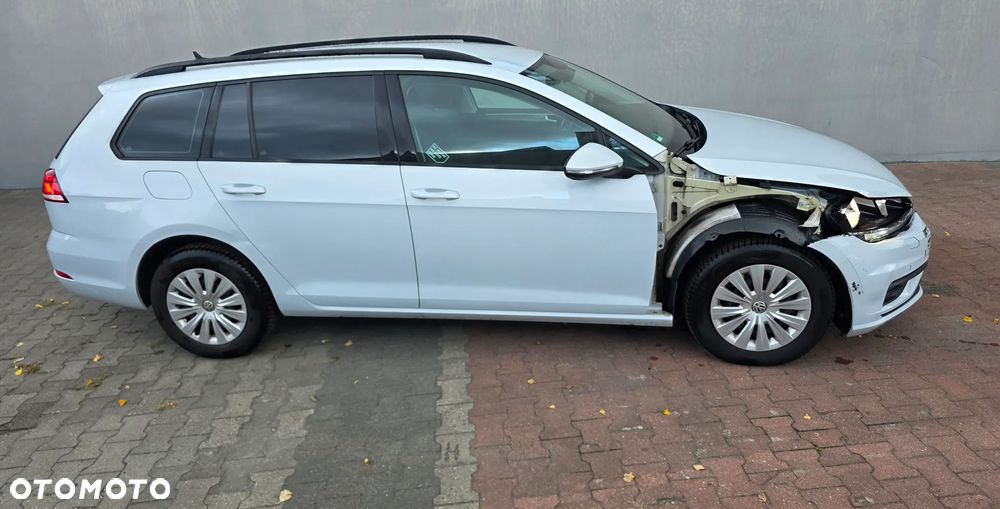 Volkswagen Golf 1.6 TDI (BlueMotion Technology) Trendline - 8
