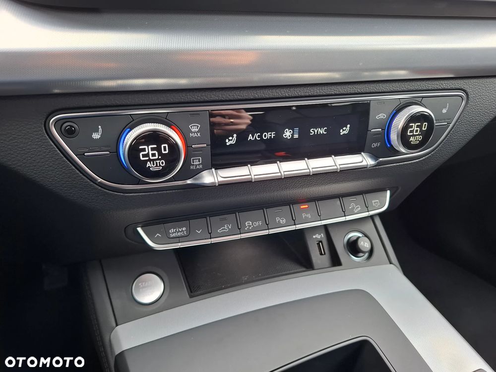 Audi Q5 55 TFSI e Quattro S Line S tronic - 17
