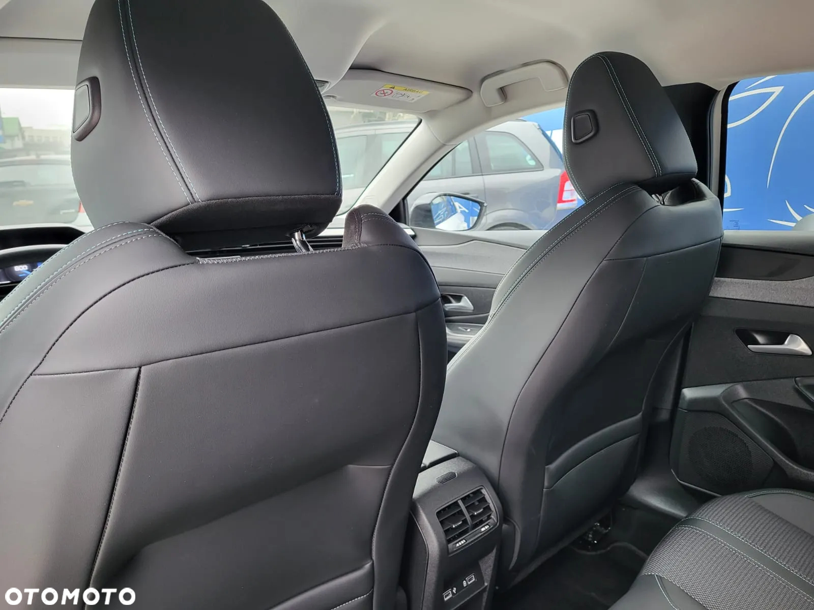 Peugeot 308 130 e-THP Stop & Start Allure - 13