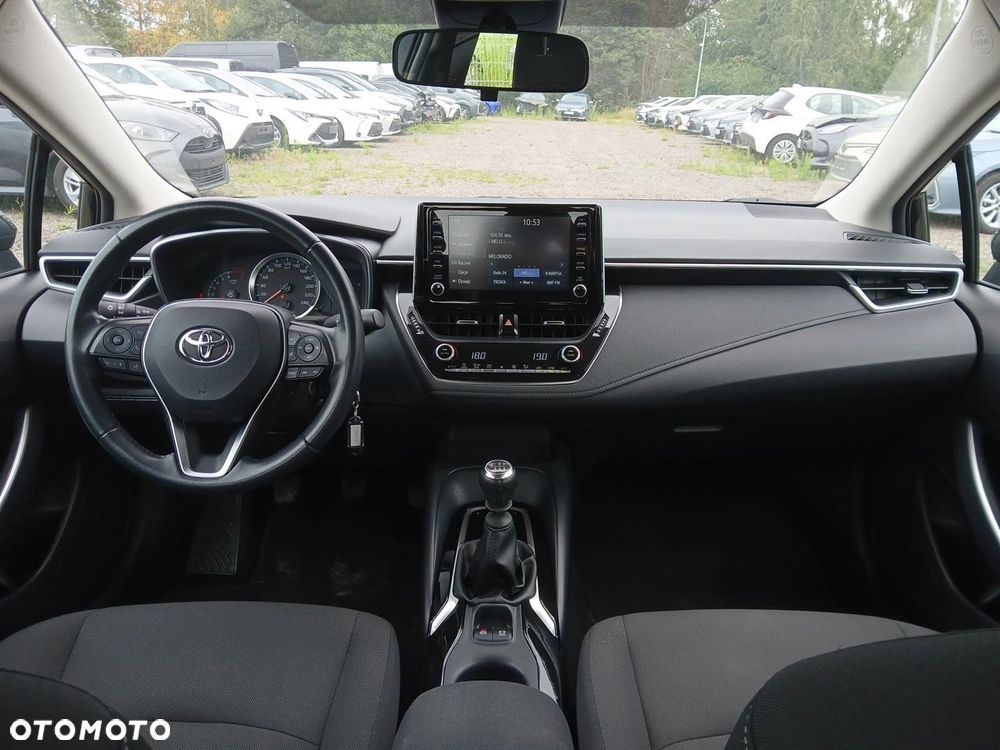 Toyota Corolla - 21