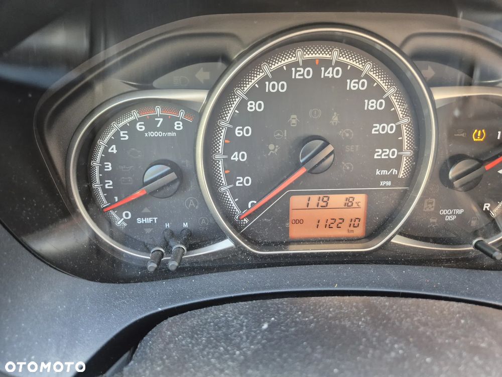 Toyota Yaris - 17