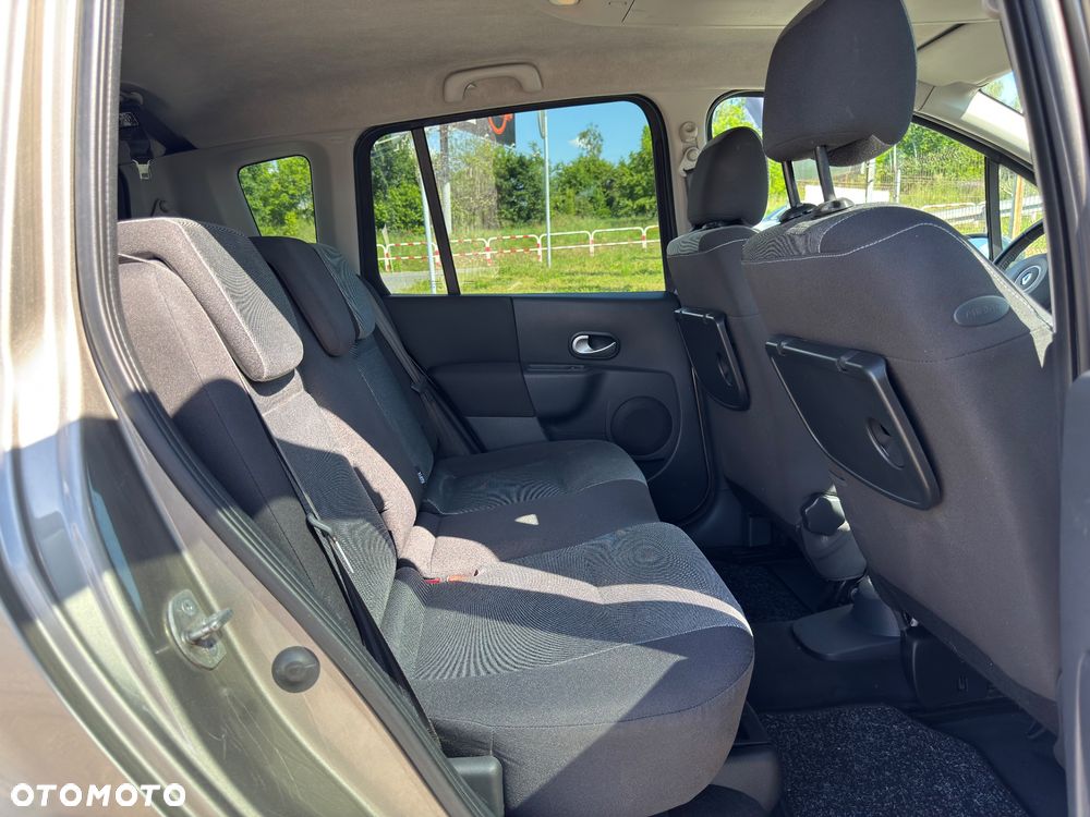 Renault Modus - 24