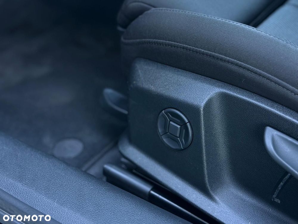 Audi A6 Avant 40 TDI mHEV Sport S tronic - 16