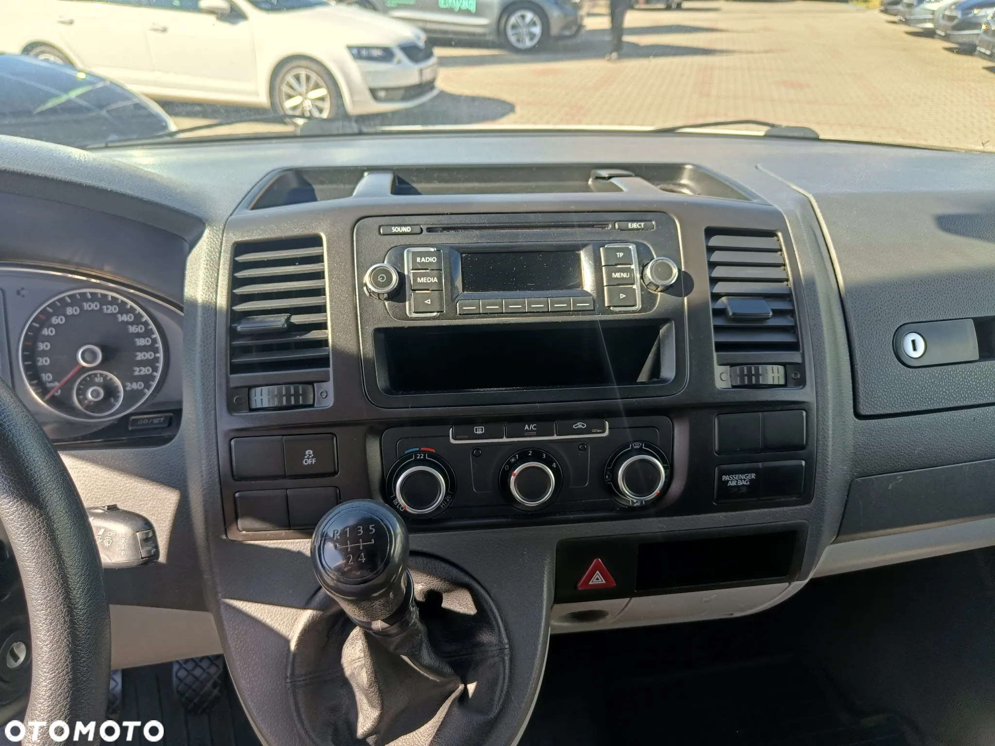 Volkswagen Transporter T6 - 14