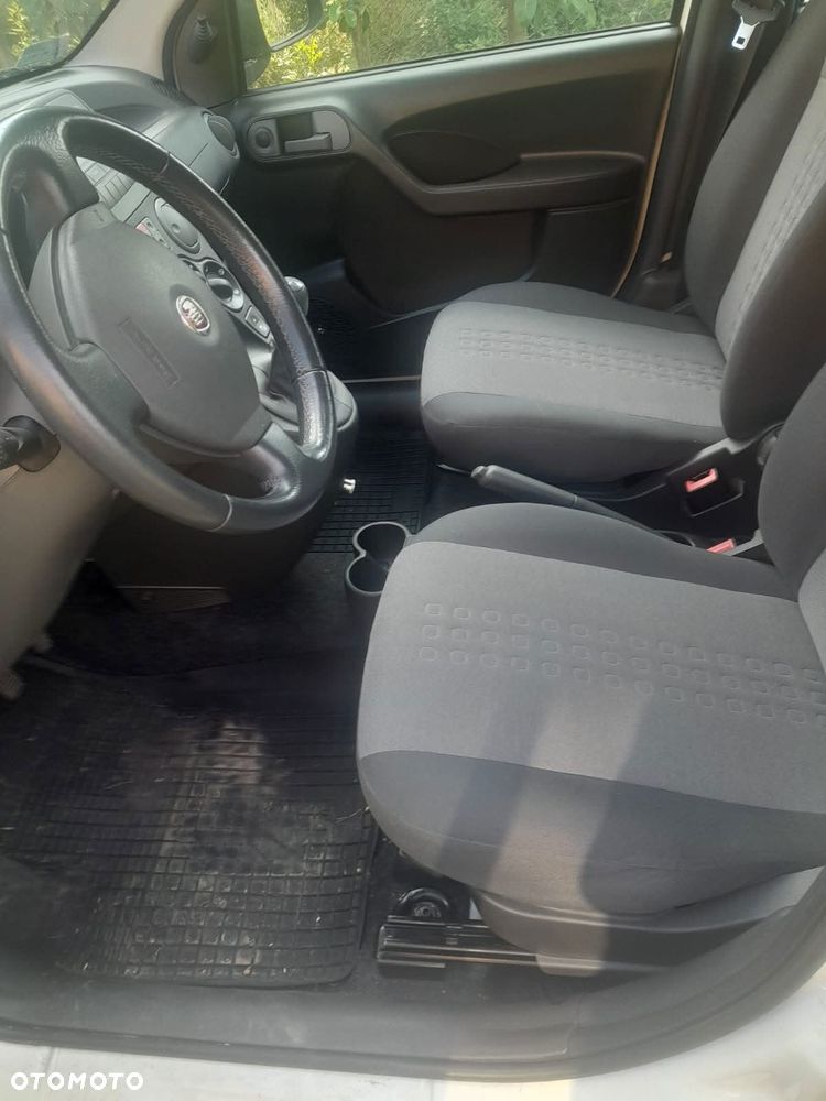 Fiat Panda 1.2 Young - 4