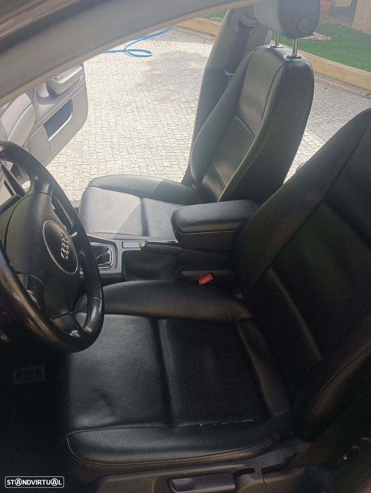 Audi A4 Avant 1.9 TDI M6 Sport - 8