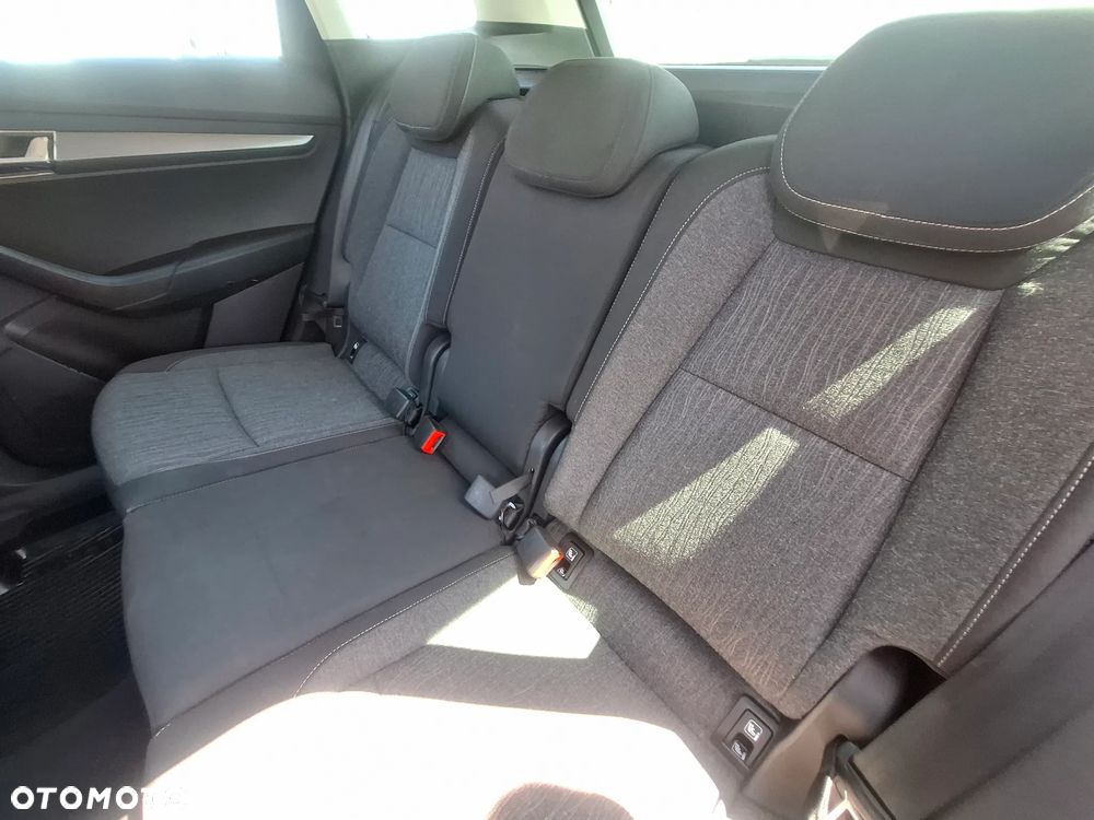Skoda Karoq 2.0 TDI SCR 4x4 DSG Ambition - 17